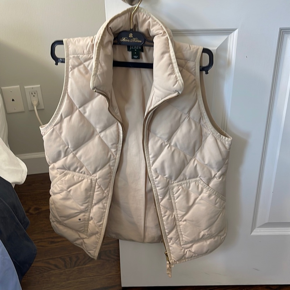 J‎ Crew puffer sleeveless vest